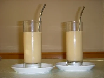 FRAPPÉ MIT NUSSEIS - Rezept