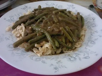 Rezept: Saure Bohnen mit Spätzle Saure Bohnen mit Spätzle - Rezept