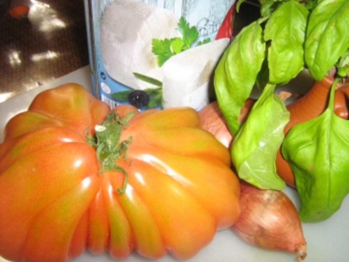 Ochsenherz-Tomatensalat mit Feta - Rezept - Bild Nr. 2