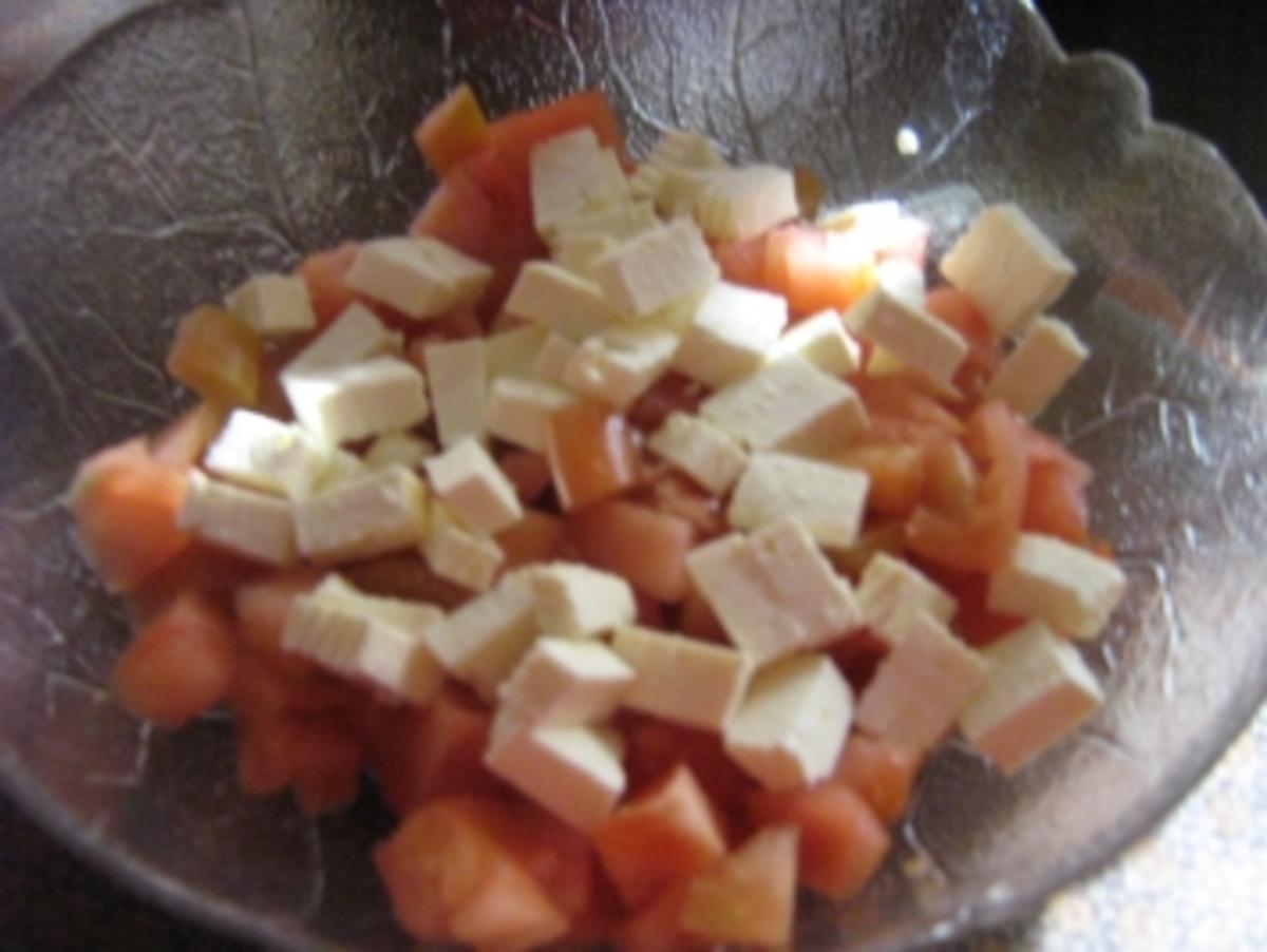 Ochsenherz-Tomatensalat mit Feta - Rezept - Bild Nr. 5