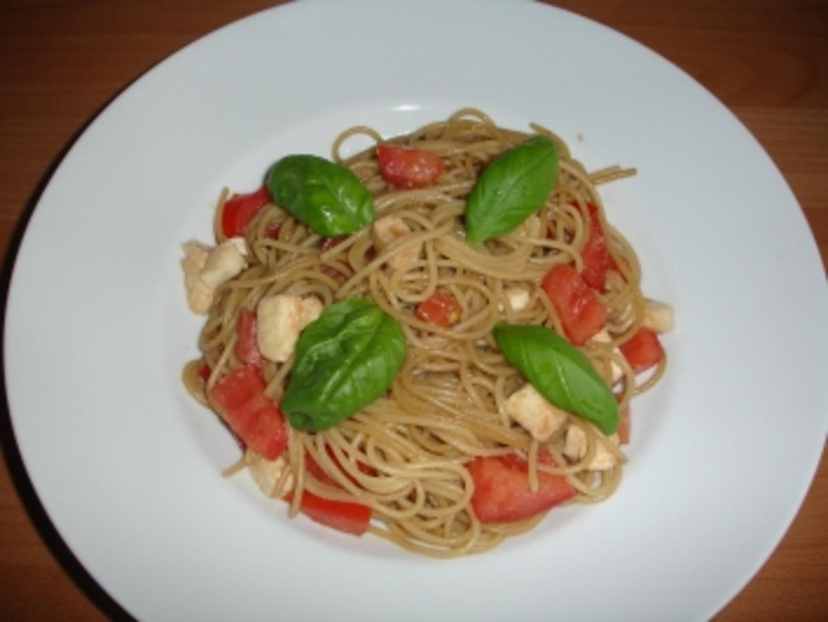 Warmer Spaghetti- Tomatensalat - Rezept