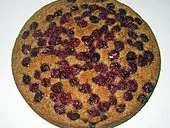 Rezept: Kirsch-Schokokuchen mit Nüssen Kirsch-Schokokuchen mit Nüssen - Rezept