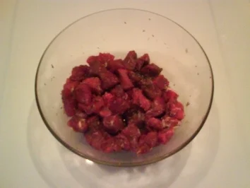 Rezept: Fondue: Provencalisches Fleischfondue Bild Nr. 2 Fondue: Provencalisches Fleischfondue - Rezept - Bild Nr. 2