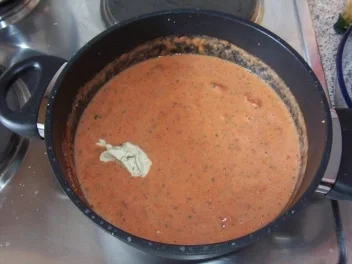 Putenschnitzelrollen in Tomatensoße - Rezept - Bild Nr. 5