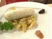 Weißwurst vom Zanderfilet mit Prosecco-Senfkraut (Joey Kelly) - Rezept