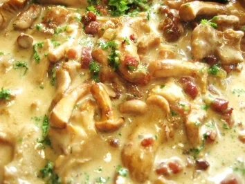 Pfifferlinge in Sahnesoße mit Tagliatelle - Rezept - Bild Nr. 4