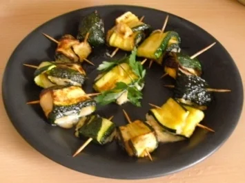 Auberginenröllchen - Rezept