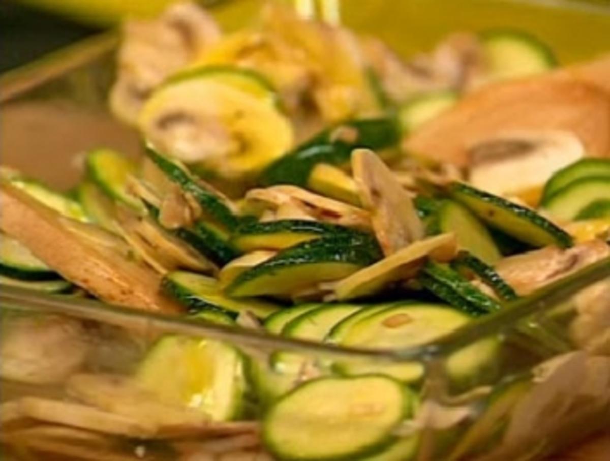Zucchini-Champignon-Salat - Rezept