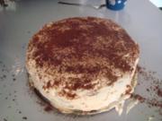 Triple-Chocolate-Fudge-Peanut-Butter-Cream-Cake - Rezept