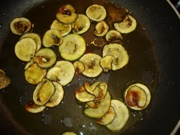 Zucchini-Creme-Suppe - Rezept - Bild Nr. 9