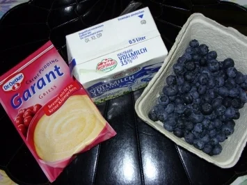 Rezept: Vanillepudding-Törtchen auf Fruchtspiegel Bild Nr. 2 Vanillepudding-Törtchen auf Fruchtspiegel - Rezept - Bild Nr. 2