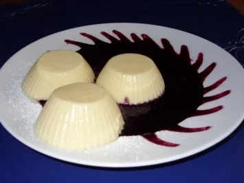 Rezept: Vanillepudding-Törtchen auf Fruchtspiegel Bild Nr. 7 Vanillepudding-Törtchen auf Fruchtspiegel - Rezept - Bild Nr. 7