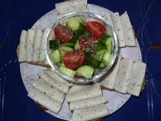 Rezept: Abend-Brote mit Tomaten und Gurkenstückchen Bild Nr. 6 Abend-Brote mit Tomaten und Gurkenstückchen - Rezept - Bild Nr. 6