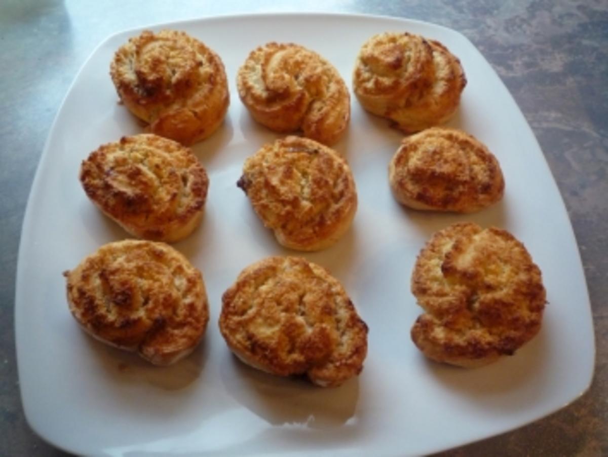 Kokosschnecken den Teig von den Kartoffelhörnchen doppelt gemacht ...