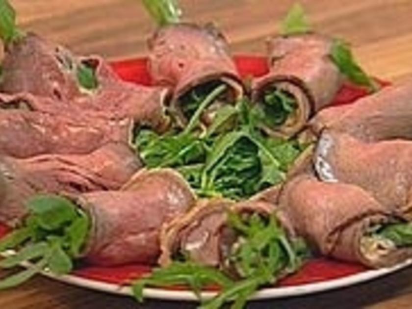 Gefüllte Roastbeefröllchen - Rezept mit Bild - kochbar.de