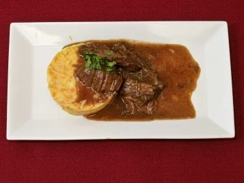 Rezept: Hutspot mit Rindfleisch in Rotweinsoße (Loona) Hutspot mit Rindfleisch in Rotweinsoße (Loona) - Rezept