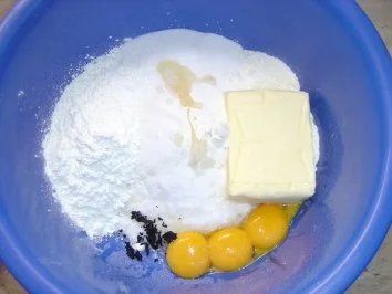 Rezept: Zitronenkränze Bild Nr. 3 Zitronenkränze - Rezept - Bild Nr. 3