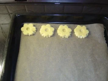 Rezept: Zitronenkränze Bild Nr. 6 Zitronenkränze - Rezept - Bild Nr. 6