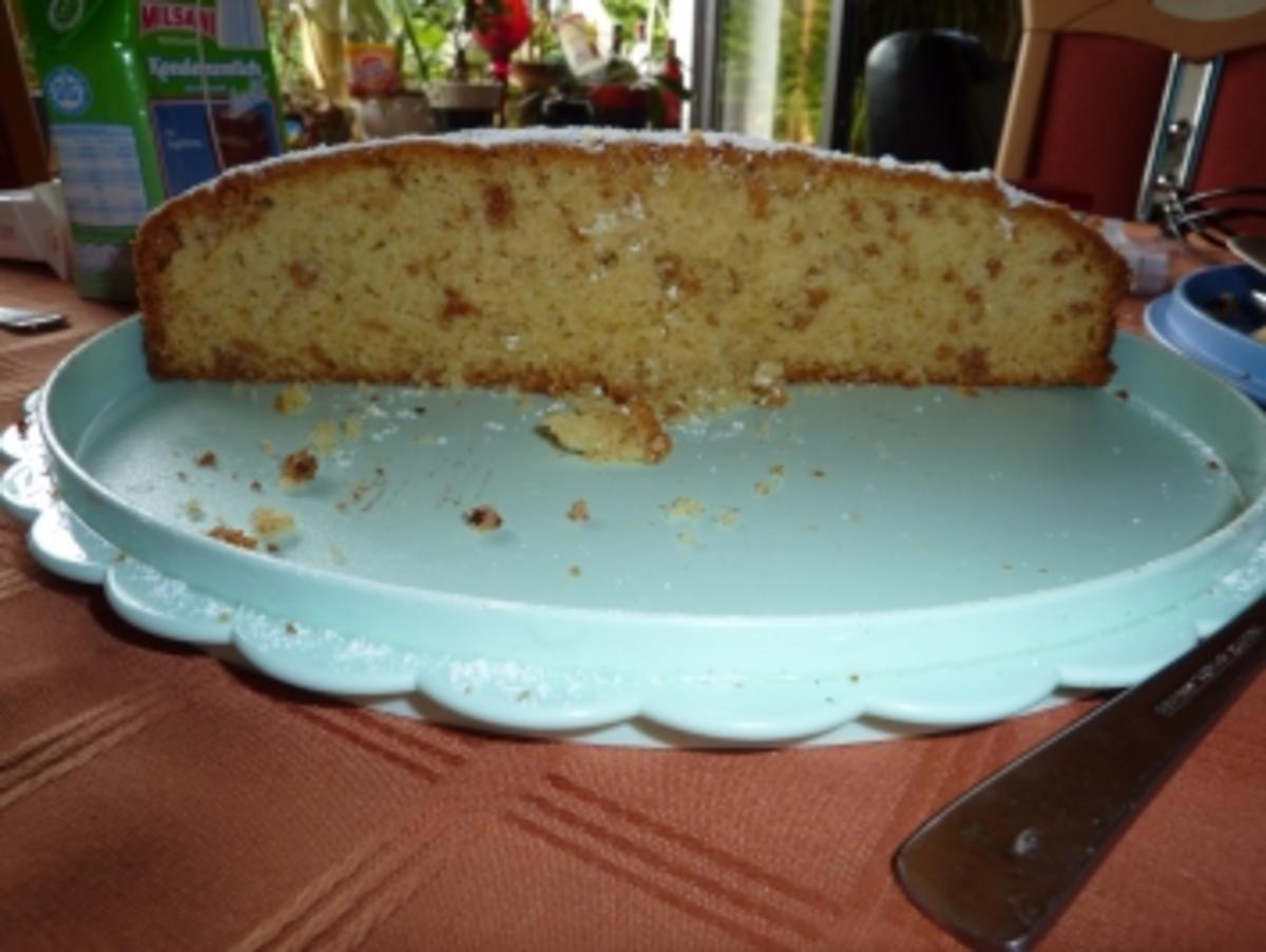 Kuchen: Amaretto-Crunch-Kuchen - Rezept