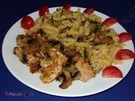Rezept: Linda´s Puten-Champignon-Geschnetzeltes mit Zucchini-Nudeln Linda´s Puten-Champignon-Geschnetzeltes mit Zucchini-Nudeln - Rezept