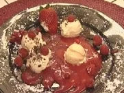 Rezept: Anisparfait mit Fruchtmousse von Sommerfrüchten Anisparfait mit Fruchtmousse von Sommerfrüchten - Rezept