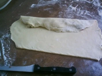 Gefüllte Blätterteigrolle mit Erdbeermarmelade und Schoko - Rezept - Bild Nr. 5