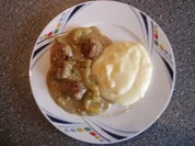 Rezept: Schmorgurkenpfanne mit Mettbällchen Schmorgurkenpfanne mit Mettbällchen - Rezept