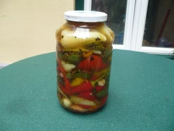 Rezept: Chilis und Paprikaschoten - Selbst eingelegt Chilis und Paprikaschoten - Selbst eingelegt - Rezept