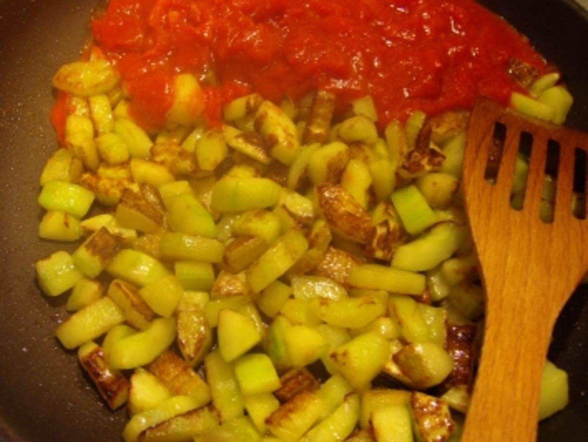 Albondigas con Pepinillos y Tomate mit Boxty´s - Rezept - Bild Nr. 8