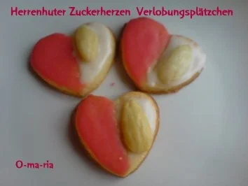 Kleingebäck  Herrenhuter Zuckerherzen / Verlobungsplätzchen - Rezept