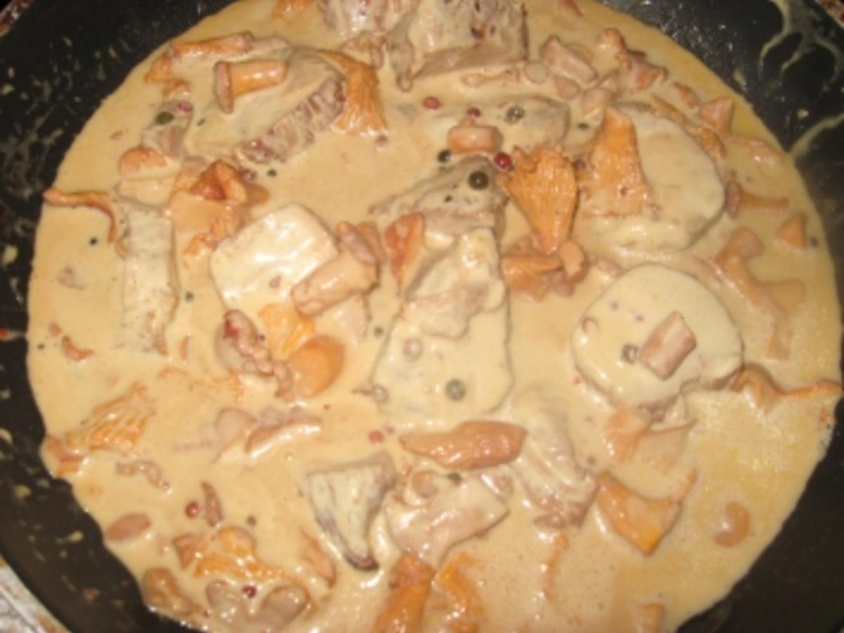 Schweinefilet in Pfeffer Pfifferling Rahmsauce - einfach - von dieStine Schweinefilet in Pfeffer Pfifferling Rahmsauce - einfach - von dieStine