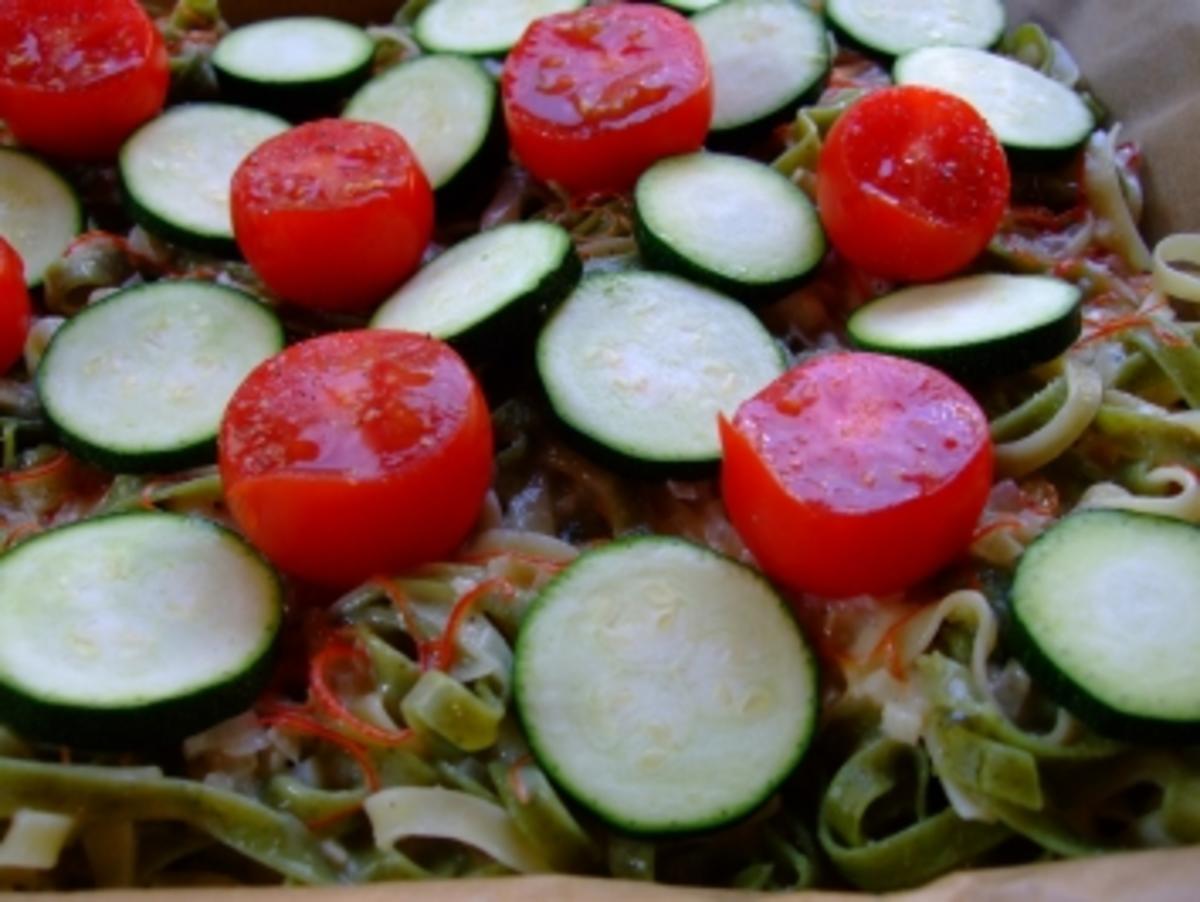 NUDELAUFLAUF mit Zucchini & Tomaten - Rezept - Bild Nr. 3