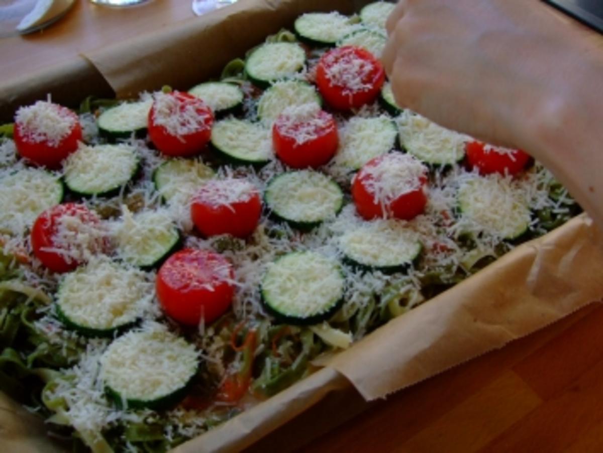 NUDELAUFLAUF mit Zucchini & Tomaten - Rezept - Bild Nr. 4