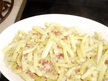 Rezept: Auflauf- Wachsbohnen mit Räucherforelle Auflauf- Wachsbohnen mit Räucherforelle - Rezept