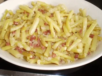 Rezept: Auflauf- Wachsbohnen mit Räucherforelle Bild Nr. 2 Auflauf- Wachsbohnen mit Räucherforelle - Rezept - Bild Nr. 2