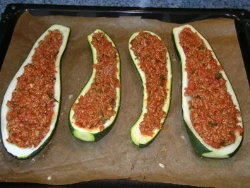 Rezept: Gefüllte Zucchini! Gefüllte Zucchini! - Rezept