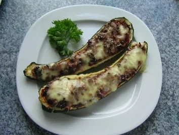 Rezept: Gefüllte Zucchini! Bild Nr. 2 Gefüllte Zucchini! - Rezept - Bild Nr. 2