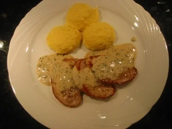 Kalbsschnitzel an Kräuter-Zitronen-Sauce - Rezept