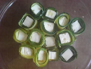 Fingerfood "Zucchini mit Feta" - Rezept - Bild Nr. 4