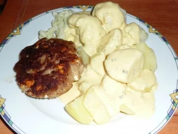 Rezept: Buletten mit Blumenkohl,Kartoffeln und Sauce Hollandaise Bild Nr. 7 Buletten mit Blumenkohl,Kartoffeln und Sauce Hollandaise - Rezept - Bild Nr. 7