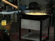 Bratkartoffeln aus der Riesenpfanne - Rezept