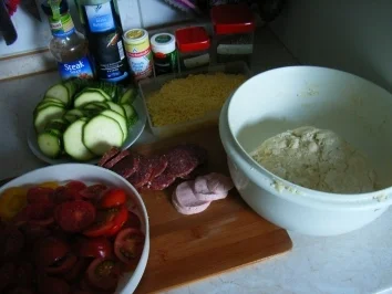 Pizza "Gestern und Heute" - Rezept - Bild Nr. 2