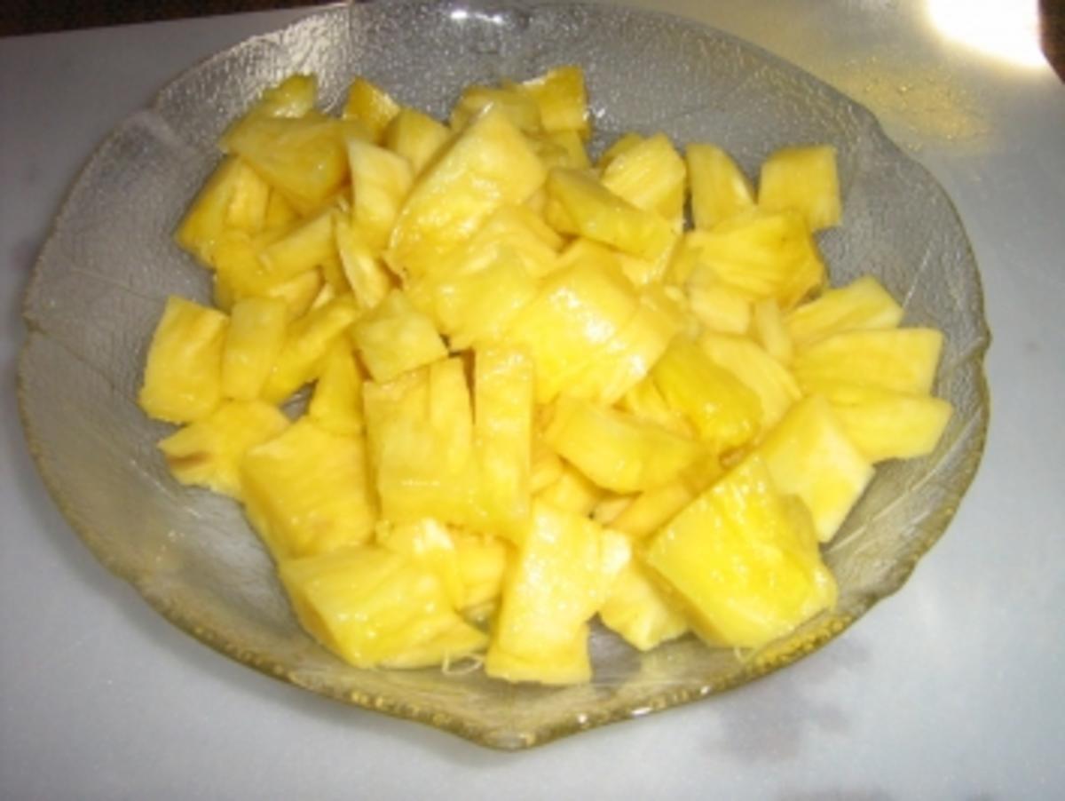 Kokosschnitzel an fruchtigem Ananas-Paprikagemüse - Rezept - Bild Nr. 4