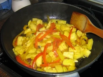 Kokosschnitzel an fruchtigem Ananas-Paprikagemüse - Rezept - Bild Nr. 15