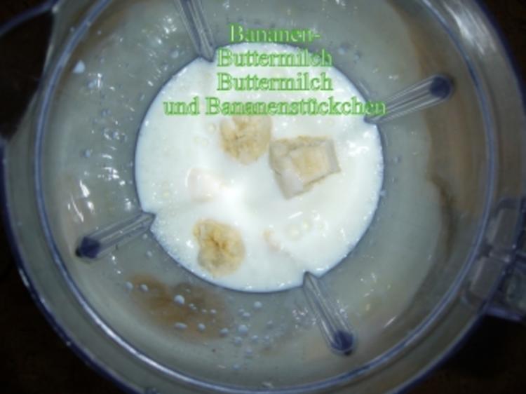 Getränk: Eine Bananen-Buttermilch sieht rot! - Rezept - kochbar.de