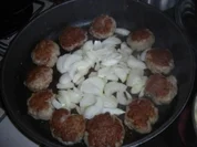 Fleisch-Hackesbällchen - Rezept