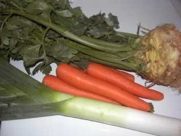 Rezept: Suppengemüse zum einfrieren Bild Nr. 2 Suppengemüse zum einfrieren - Rezept - Bild Nr. 2