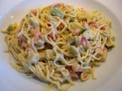 Avocado-Tomatensauce auf selbstgemachten Spaghetti - Rezept