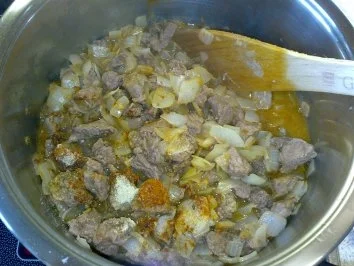 Rezept: Pferdegulasch Bild Nr. 3 Pferdegulasch - Rezept - Bild Nr. 3