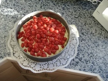 Rezept: Beeren-Schokoladen-Torte Bild Nr. 5 Beeren-Schokoladen-Torte - Rezept - Bild Nr. 5